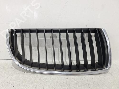Used Grille BMW 3 Touring (E91) 318 d (143 hp) 30883378