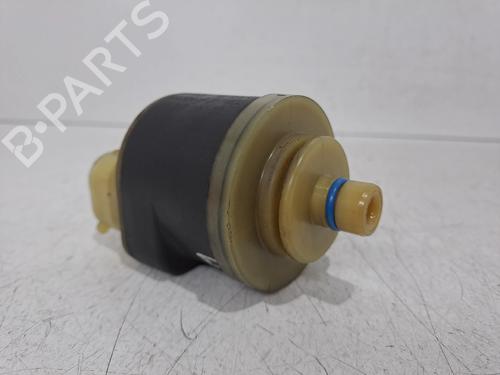 Used Fuel pump BMW 3 Touring (E91) 318 d (143 hp) 30885284