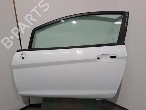 Used Left front door FORD FIESTA VI Van 1.4 TDCi (68 hp) 31048010