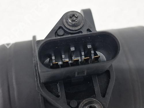 Mass air flow sensor AUDI A4 B7 (8EC) 2.0 TDI 16V | BP31051984M95 