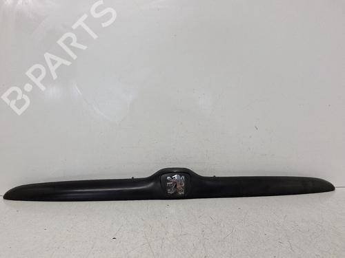 door-moulding-trim-peugeot-206-hatchback-2ac-1998-1999-2000-2001-2002-2003-2004-2005-2006-2007-2008-2009-2010-2011-2012-31065815 main image