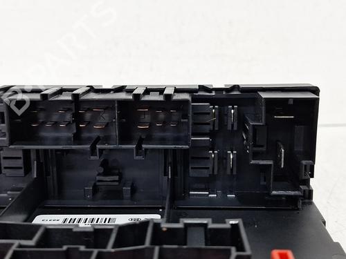 Fuse box VW GOLF V Variant (1K5) 1.9 TDI | BP31097706E1 - Image 4