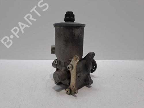 Used Steering pump MERCEDES-BENZ C-CLASS (W202) C 220 D (202.121) (95 hp) 31134991
