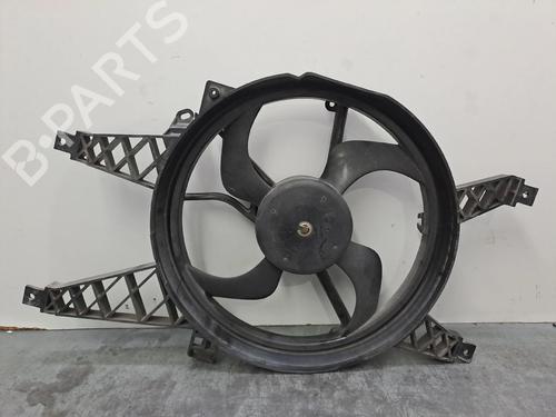 Used Radiator fan RENAULT CLIO III (BR0/1, CR0/1) 1.2 16V (BR02, BR0J, BR11, CR02, CR0J, CR11) (75 hp) 31161480