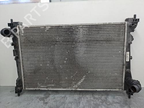 Used Water radiator OPEL COMBO Box Body/MPV (X12) 1.3 CDTI (B05) (95 hp) 31161483