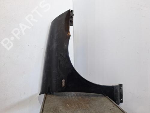 Used Right front fenders RENAULT CLIO II Hatchback Van (SB0/1/2_) 1.5 dCi (SB07) (65 hp) 31171377