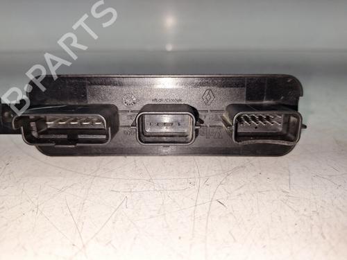 Lights ECU RENAULT CLIO III (BR0/1, CR0/1) 1.2 16V (BR02, BR0J, BR11, CR02, CR0J, CR11) | BP31214827M55