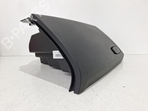 Handskerum VOLVO V40 Hatchback (525) D2 (120 hp) 31250762