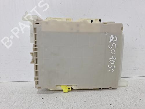 Used Fuse box TOYOTA IQ (_J1_) 1.4 D-4D (NUJ10_, NUJ10R) (90 hp) 31250764