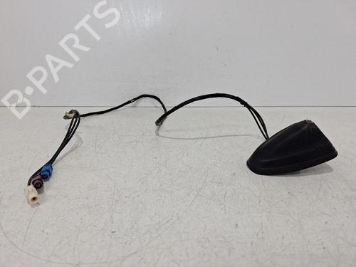 Antenne/Base RENAULT MEGANE III Grandtour (KZ0/1) 1.5 dCi (KZ09, KZ0D, KZ1G, KZ29, KZ14, KZ1W, KZ10, KZ1F,... (110 hp) 31255477