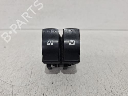 Used Left front window switch RENAULT CLIO II Hatchback Van (SB0/1/2_) 1.5 dCi (SB07) (65 hp) 31259002