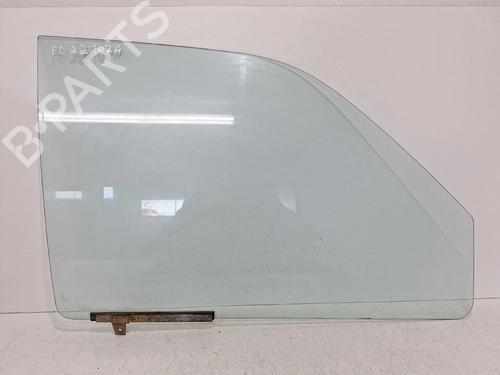 Vetro anteriore destro MITSUBISHI L200 (K7_T, K6_T, K5_T) 2.5 TD 4WD (K74T) (99 hp) 31281525