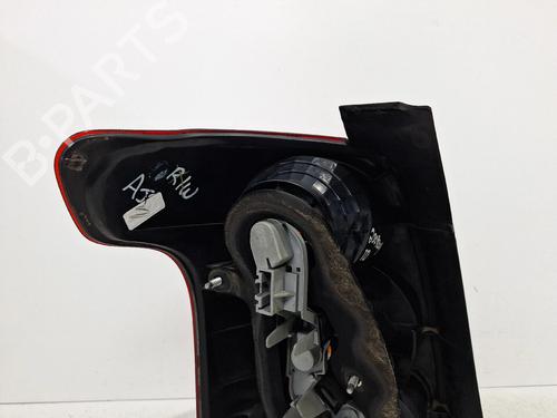 Right taillight TOYOTA AVENSIS Estate (_T25_) 2.0 D-4D (ADT250_, ADT250R) | BP31281527C35 
