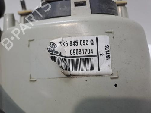 Left taillight VW GOLF V (1K1) 1.9 TDI 4motion | BP31574386C34 - Image 4