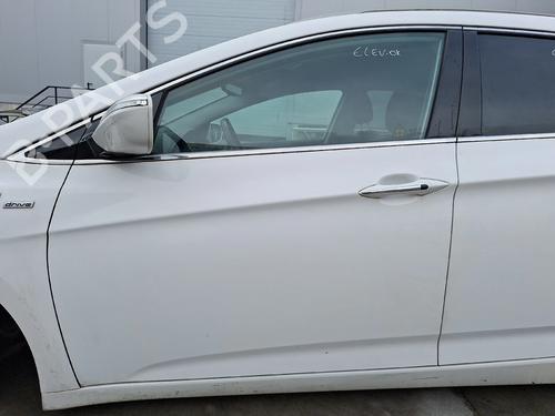 Used Left front door HYUNDAI i40 I CW (VF) 1.7 CRDi (116 hp) 31697061