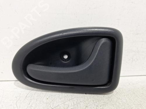 Used Front right interior door handle RENAULT CLIO II Hatchback Van (SB0/1/2_) 1.5 dCi (SB07) (65 hp) 31842482