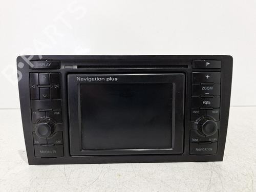radio-audi-a8-d2-4d2-4d8-1994-1995-1996-1997-1998-1999-2000-2001-2002-2003-2004-2005-31873578 main image
