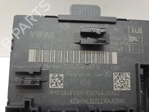 Comfort control module AUDI A3 Sportback (8VA, 8VF) 1.0 TFSI | BP31996389M56 - Image 3