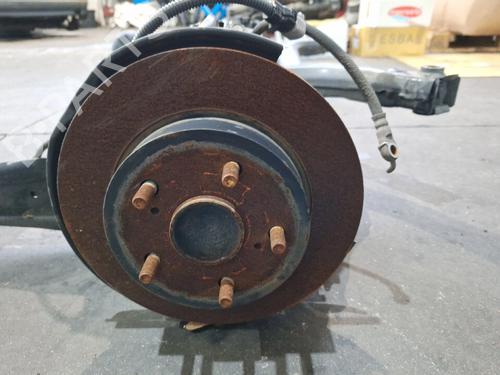 Fusee links achter TOYOTA COROLLA Estate (_E21_) 1.8 Hybrid (ZWE211W) (122 hp) 32070772