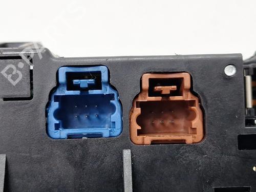 Steering column stalk PEUGEOT 407 (6D_) 2.0 HDi 135 (6DRHRH, 6DRHRE, 6DRHRG, 6DRHRJ) | BP32125752I23