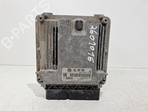 Used Engine control unit (ECU) VW GOLF VI (5K1) 2.0 TDI (110 hp) 32147979