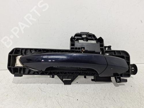 Used Front right exterior door handle MERCEDES-BENZ C-CLASS (W204) [2007-2015]  32233415