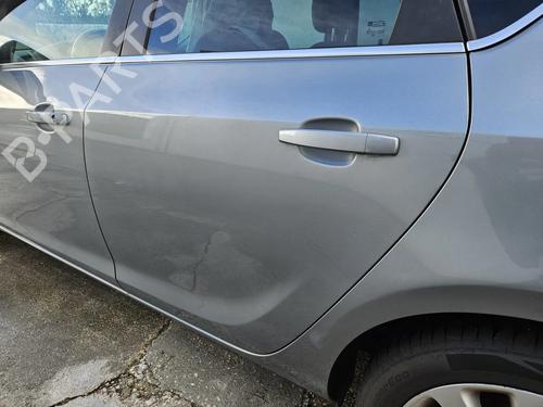 Dør venstre bagtil OPEL ASTRA J (P10) 1.4 (68) (100 hp) 32274275