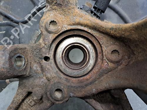 Left front steering knuckle VW GOLF VI (5K1) 2.0 TDI | BP32274287M25