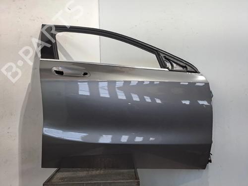 Used Right front door Right front door MERCEDES-BENZ A-CLASS (W176) A 160 CDI / d (176.011) (90 hp) 32508918 32508918