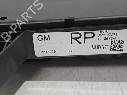 Fuse box OPEL ASTRA J (P10) 1.4 (68) | BP32519566E1