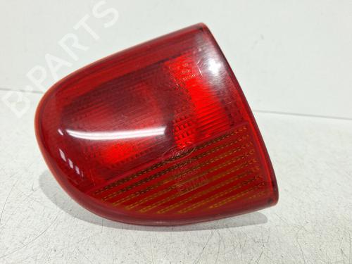 Used Right tailgate light Right tailgate light 32766185 32766185