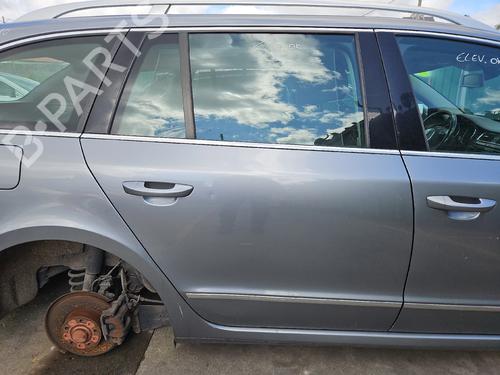 Used Right rear door SKODA SUPERB II Estate (3T5) 1.9 TDI (105 hp) 32990355