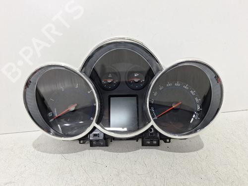 instrument-cluster-chevrolet-cruze-station-wagon-j308-2012-33001768 main image