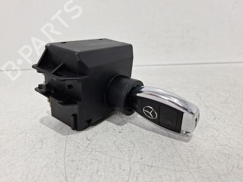 Used Ignition barrel Ignition barrel MERCEDES-BENZ B-CLASS Sports Tourer (W246, W242) B 180 CDI (246.200) (109 hp) 33041045 33041045