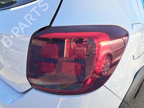right-taillight-dacia-sandero-ii-2012-33174483 main image