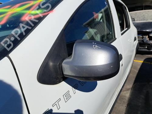 left-mirror-dacia-sandero-ii-2012-33174481 main image