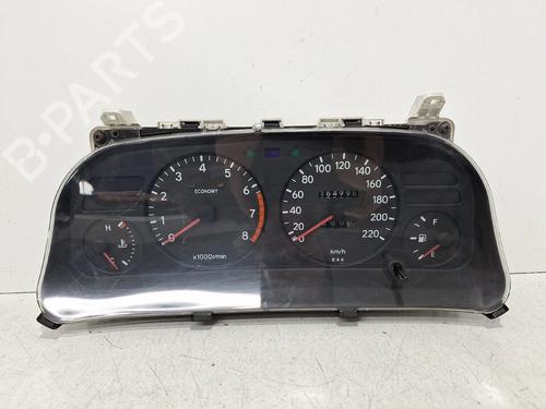 Used Instrument cluster Instrument cluster TOYOTA COROLLA (_E10_) 1.3 XLI 16V (EE101) (88 hp) 33186852 33186852
