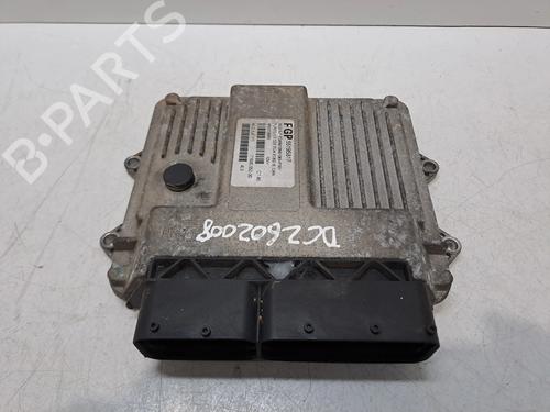 Used Engine control unit (ECU) Engine control unit (ECU) FIAT PUNTO (188_) 1.3 JTD 16V (70 hp) 33661136 33661136