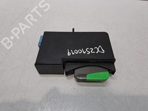 card-reader-renault-laguna-ii-bg01_-2001-2002-2003-2004-2005-2006-2007-33706888 main image