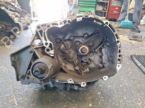 Used Gearbox Gearbox RENAULT CLIO II Hatchback Van (SB0/1/2_) 1.5 dCi (SB07) (65 hp) 33720136 33720136