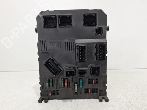 Used Fuse box Fuse box PEUGEOT 206 Hatchback (2A/C) 1.4 HDi eco 70 (68 hp) 33819165 33819165