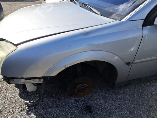 Used Left front fenders Left front fenders OPEL VECTRA C Estate (Z02) 2.2 DTI (F35) (125 hp) 33833616 33833616