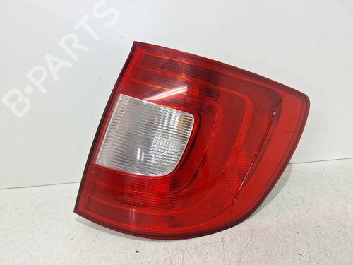 right-taillight-skoda-superb-ii-estate-3t5-2009-2010-2011-2012-2013-2014-2015-32990358 main image
