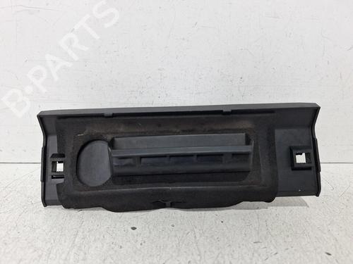 Used Tailgate handle Tailgate handle PEUGEOT 206 Hatchback (2A/C) [1998-2012] 35753998 35753998