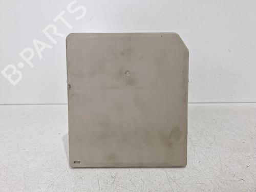 Sikringsdåse Sikringsdåse RENAULT CLIO III (BR0/1, CR0/1) 1.2 16V (BR02, BR0J, BR11, CR02, CR0J, CR11) (75 hp) 35786414 35786414