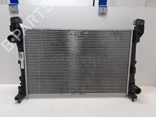 water-radiator-alfa-romeo-mito-955_-2008-2009-2010-2011-2012-2013-2014-2015-2016-2017-2018-35814654 main image