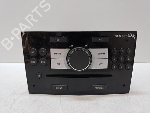 radio-opel-astra-h-estate-a04-2004-2005-2006-2007-2008-2009-2010-2011-2012-2013-2014-35977992 main image