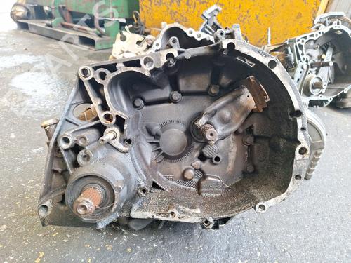 Caixa de velocidades Caixa de velocidades RENAULT CLIO I (B/C57_, 5/357_) 1.9 D (B/C/S576, B/C/S57L) (64 hp) 35981011 35981011