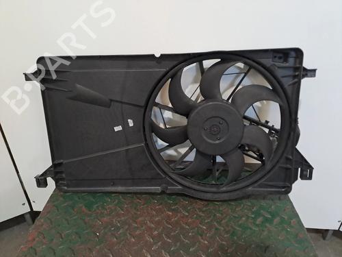 radiator-fan-volvo-v50-545-2003-2004-2005-2006-2007-2008-2009-2010-2011-2012-36026580 main image