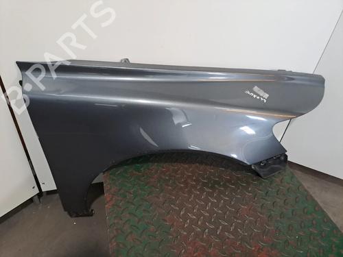 right-front-fenders-volvo-v50-545-2003-2004-2005-2006-2007-2008-2009-2010-2011-2012-25852250 main image